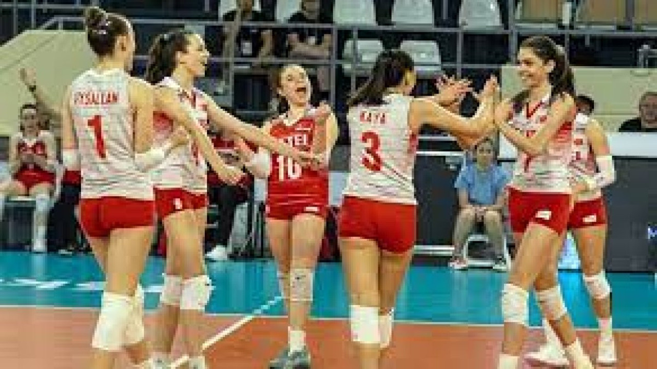 Voleybol Milli Takımı 3-0 kazandı