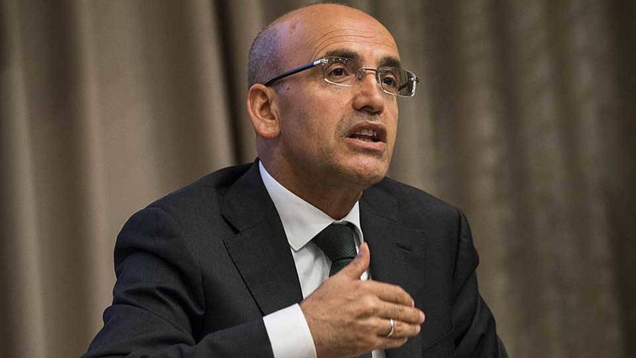 Mehmet Şimşek bir partiyi Twitter'da engelledi