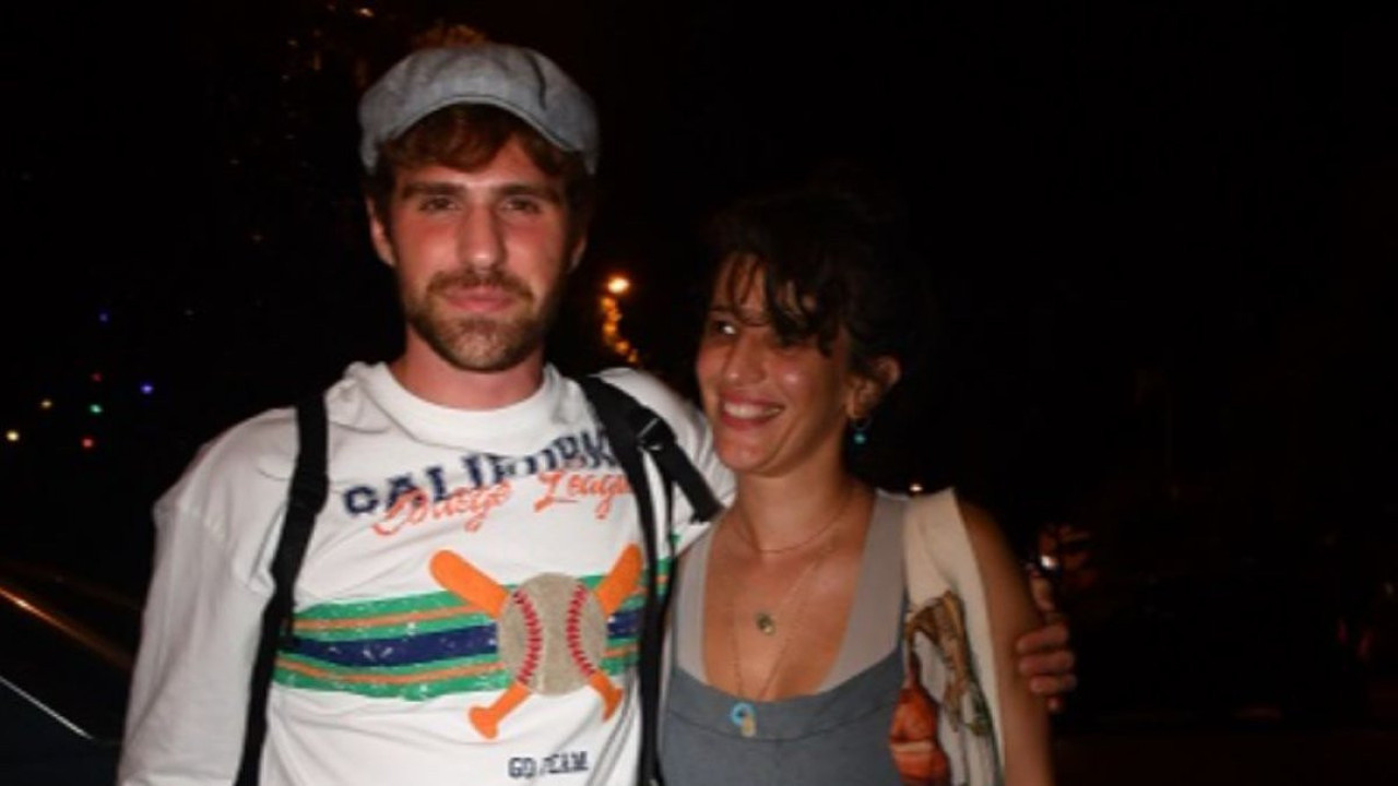 Berker Güven oyunculuk dersi almak için bakın nereye gidiyor. Sevgilisi yolcu etti