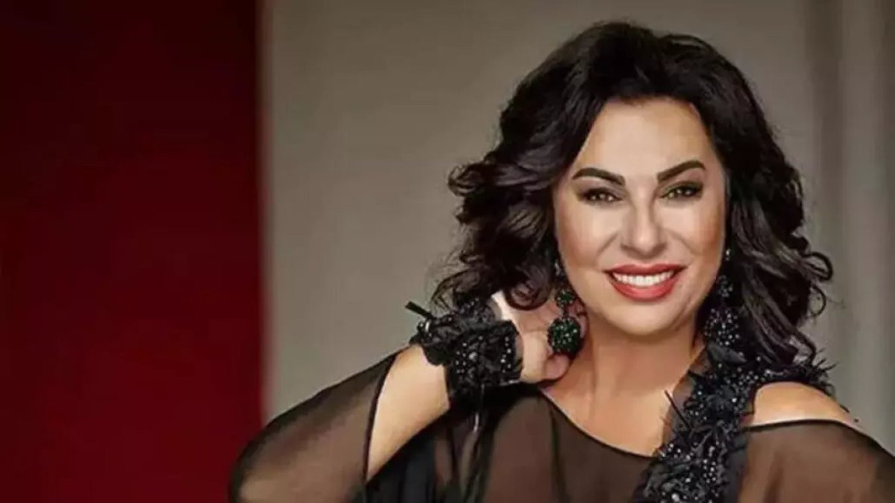 Ünlü oyuncu Nilgün Belgün nostalji yaptı. ''Eşim çalıyor kaynanam ve ben oynuyoruz''