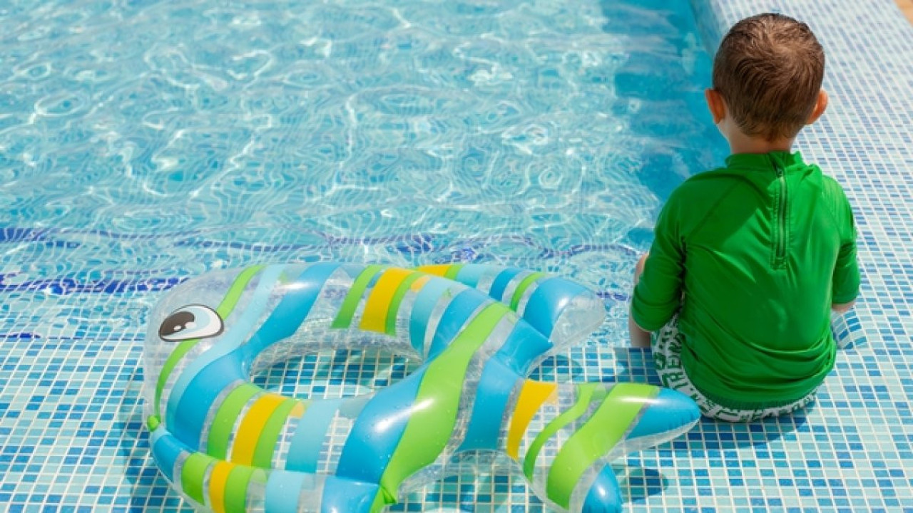 Uzmanından ailelere çocuk ve havuz uyarısı