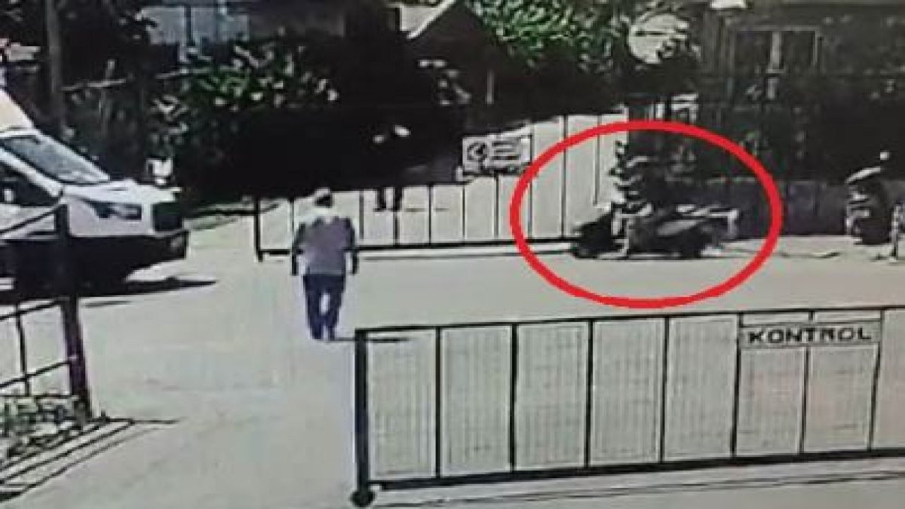 Seçici hırsız. Geldi beğendi çaldı ve kaçtı