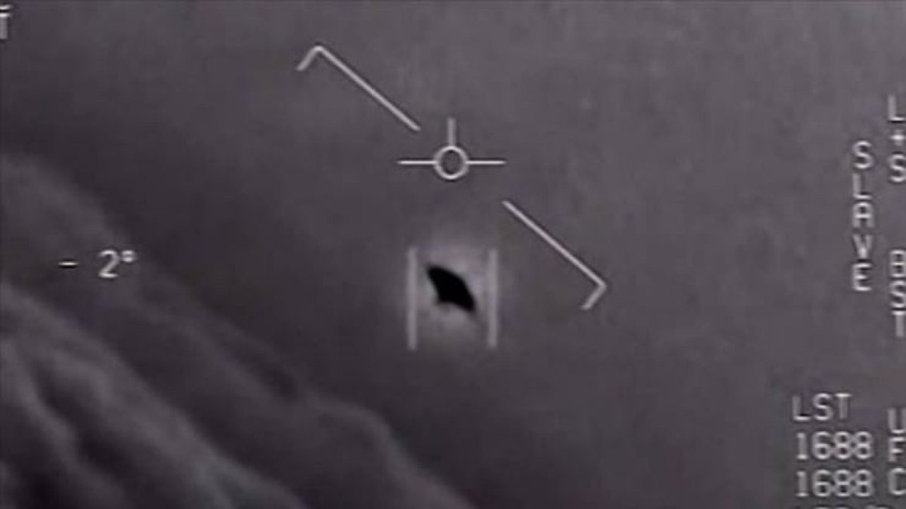 İnsan olmayan canlılar bulundu. ABD'nin UFO oturumunda açıklandı
