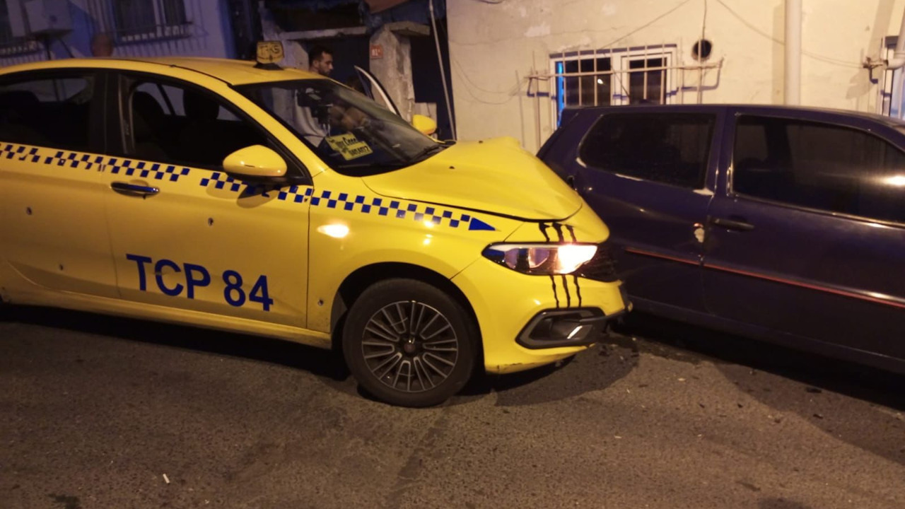 Taksideki yolculara ateş açıldı. İstanbul’da dehşet veren olay