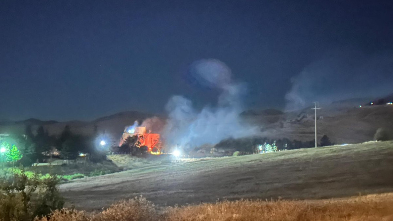 Tunceli'de komando taburunun yatakhanesinde korkutan yangın