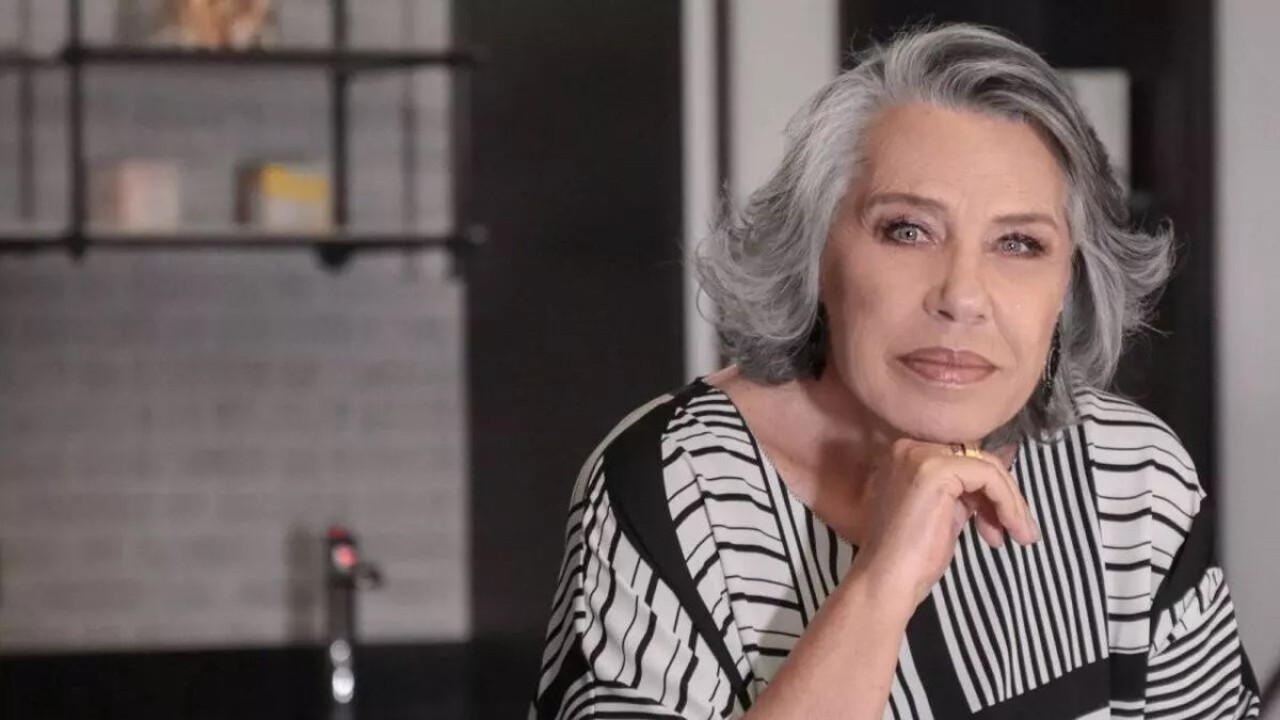 Usta oyuncu Işıl Yücesoy'dan dolandırıcı uyarısı. Mesajı okuyunca şoke oldu