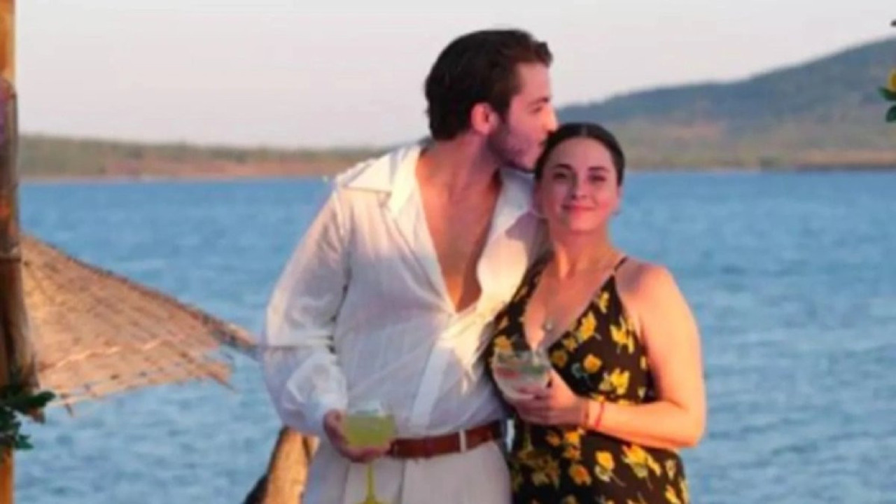 Moral öpücüğü sosyal medyayı salladı