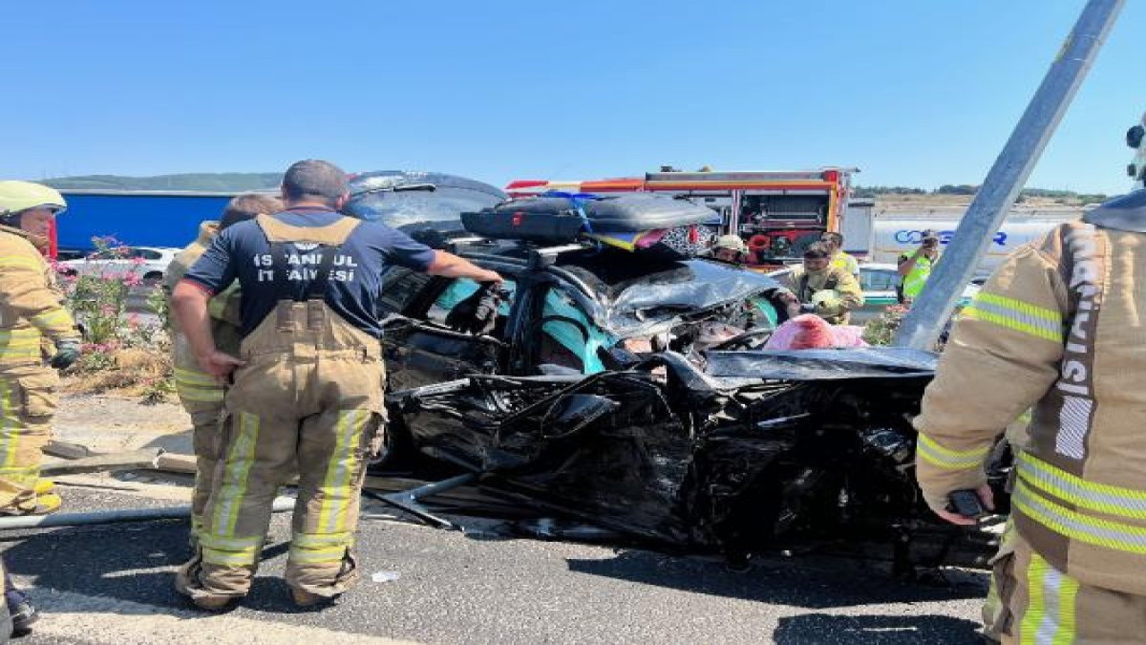 Lastiği patlayan TIR cipe çarptı, anne ve çocuğunu hayattan kopardı