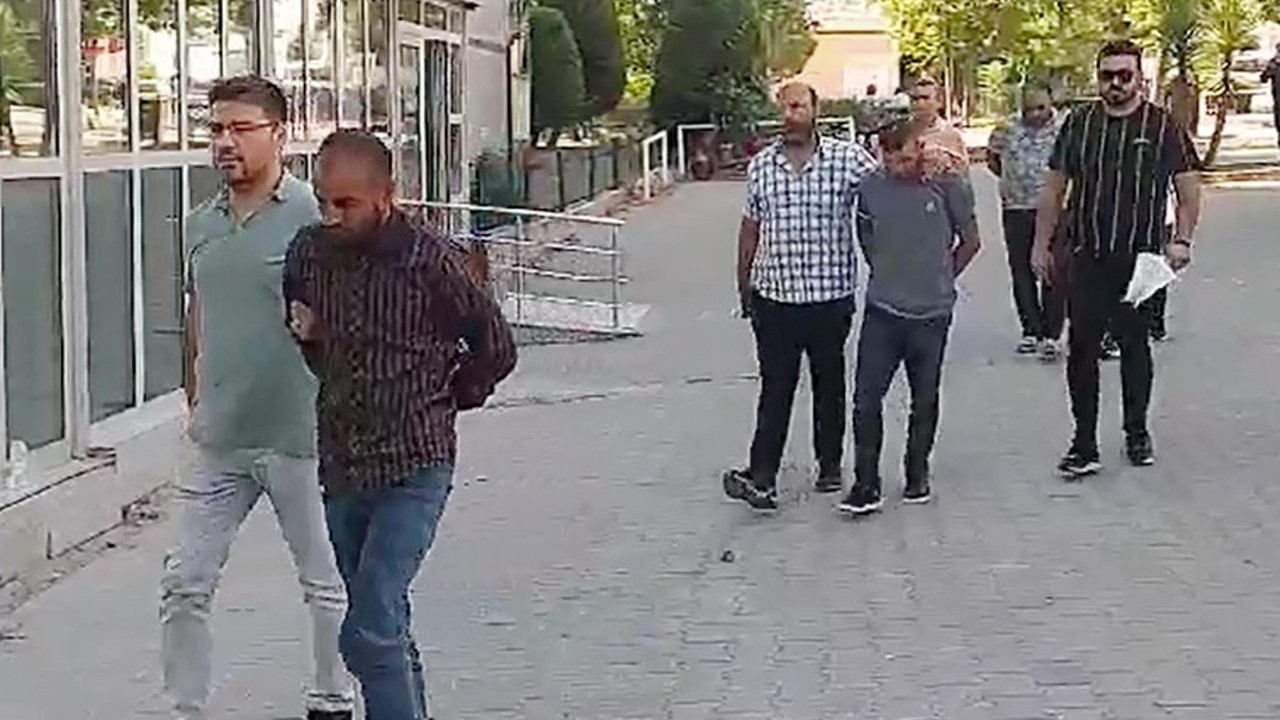 Telefondan kandırdılar. Bankadan parasını çektirip gasbettiler