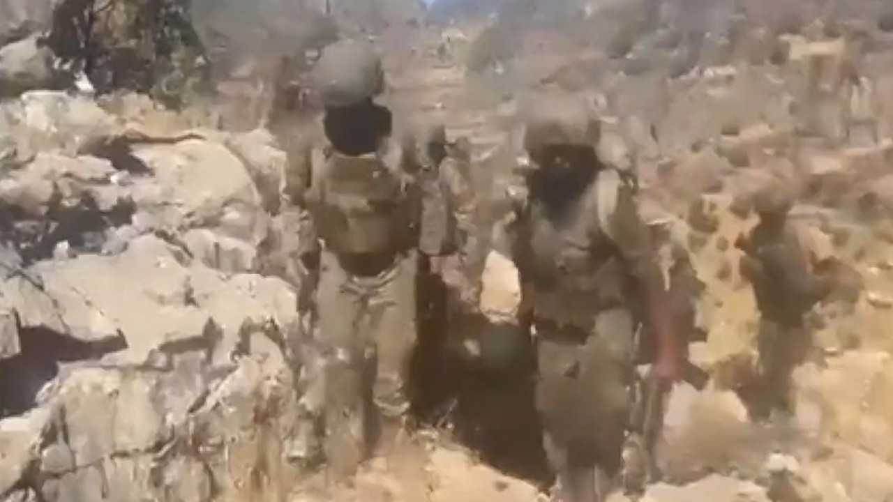 Mehmetçik'e kurşun sıkan hainin yardımına Mehmetçik koştu. Türk askerine iftira atanlar utansın