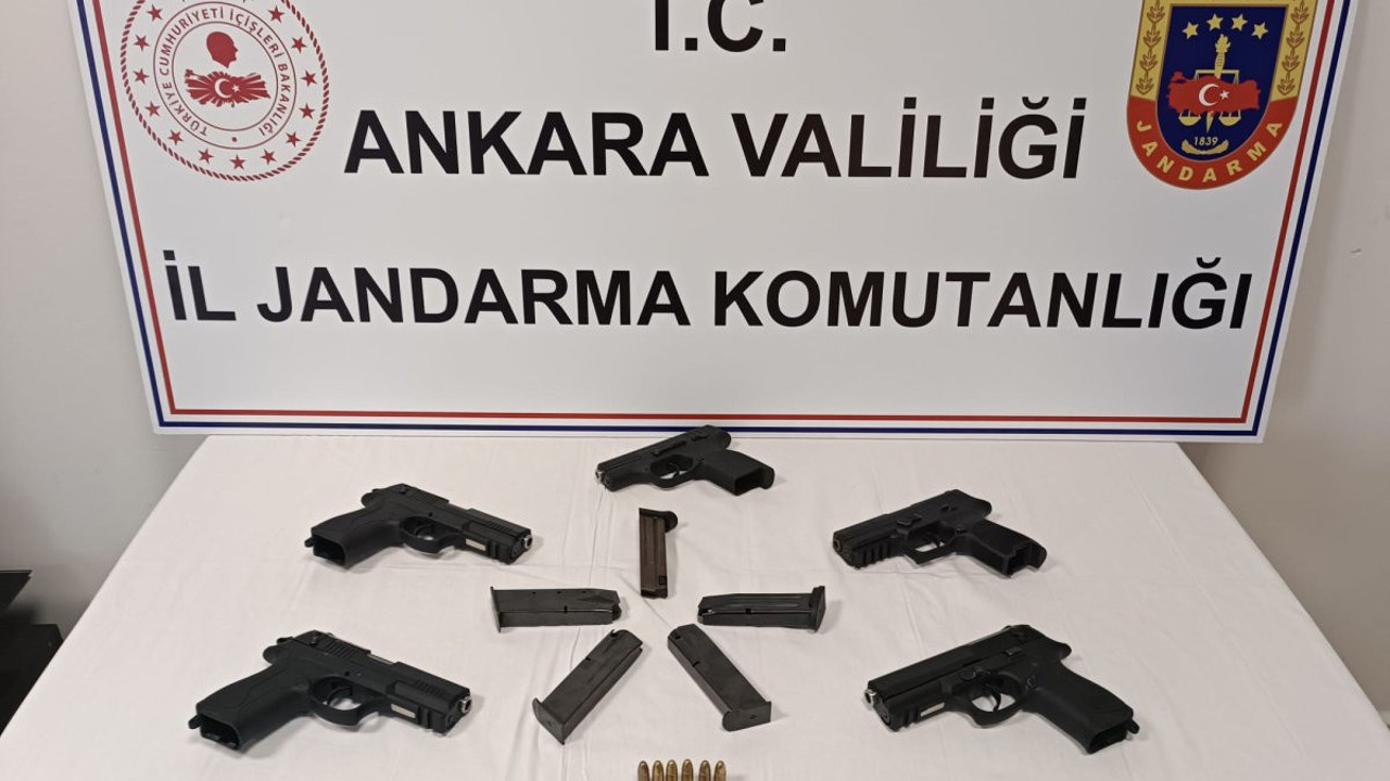 Silah kaçakçılığı operasyonunda 5 ruhsatsız tabanca ele geçirildi