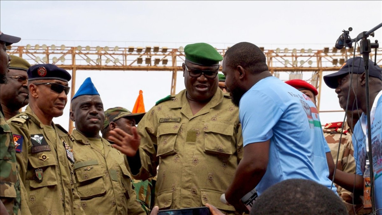 Nijer'de cunta yeni başbakan atadı