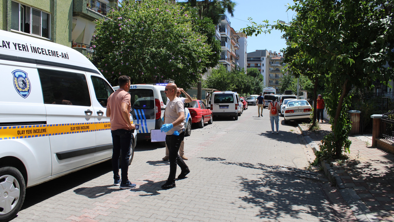 Yüksek lisans öğrencisi evde asılı halde bulundu