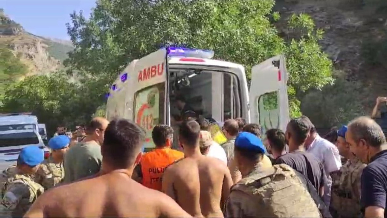 Serinlemek için girdiği çayda boğuldu (08 Ağustos 2023)