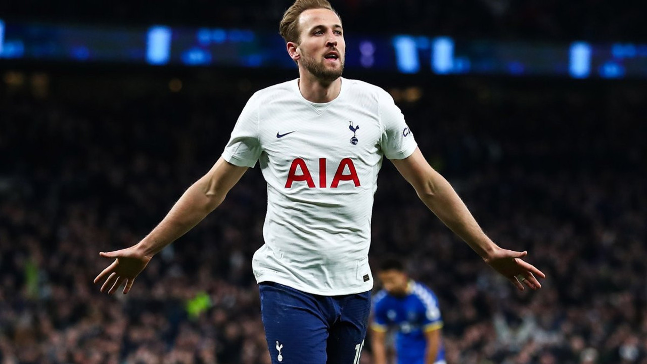 Bayern Münih Harry Kane'i kadrosuna kattı