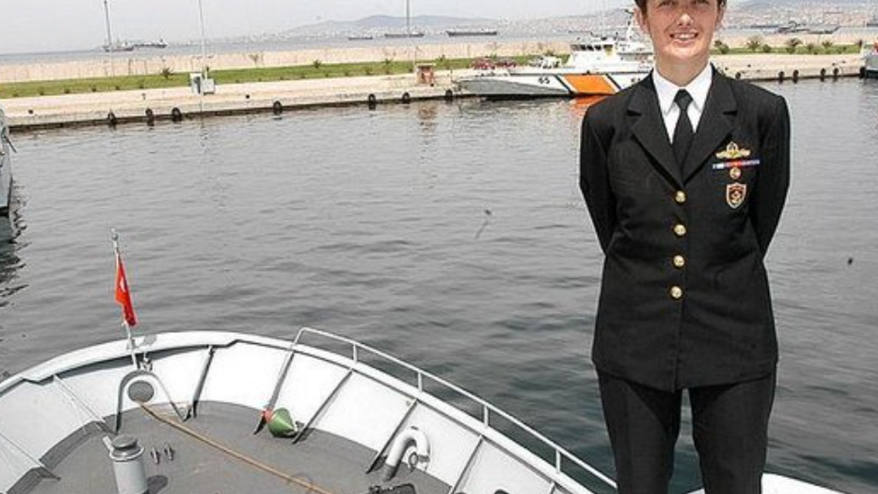 İlk kadın amiralin yeni görevi belli oldu. Görev yerini duyanlar çok şaşıracak