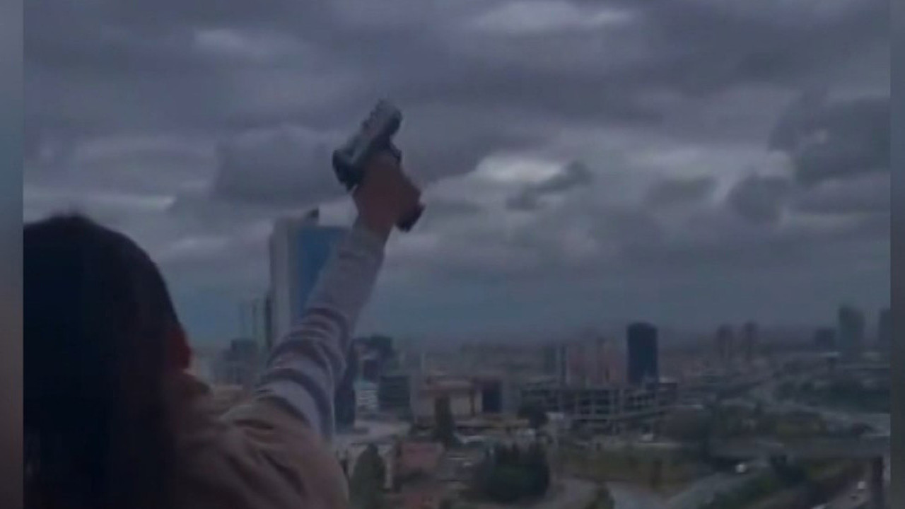 Rezidansın balkonundan ateş eden model yakalandı. Sosyal medyadan kendini ele verdi