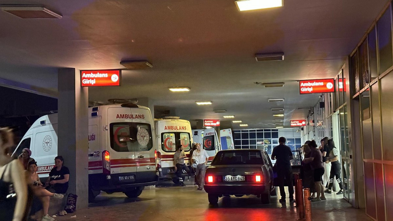 'Beni uzaylılara öldürtecek' diyerek annesine satırla saldırdı