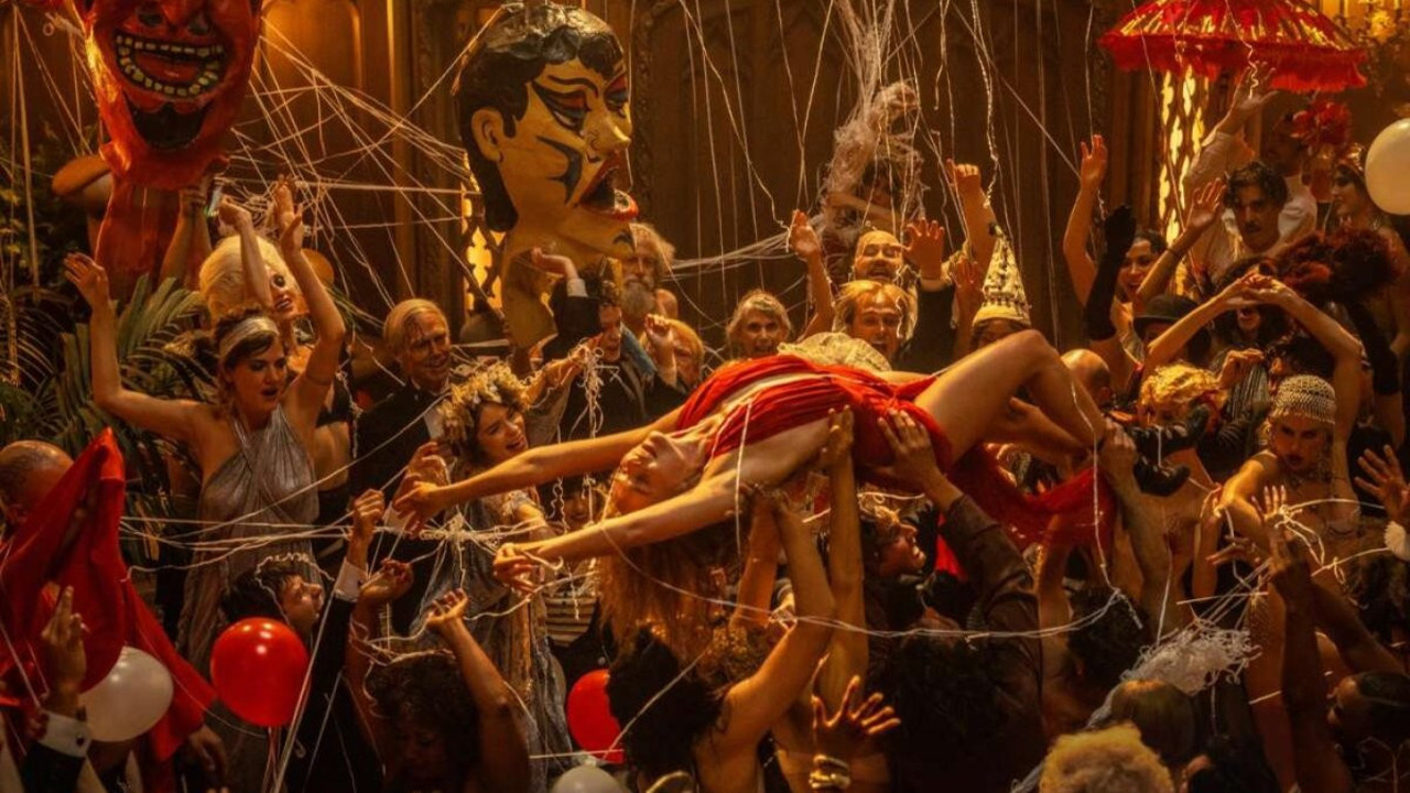 Stephen King eleştirmenleri bölen filme hayran kaldı '20 yıl sonra klasik olabilir'