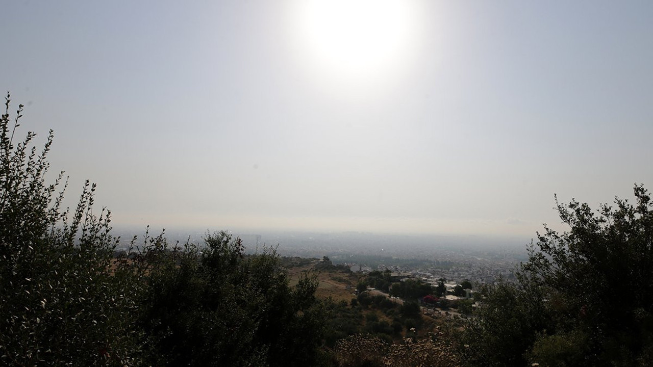 Antalya'da yüksek nem bunalttı: Oran yüzde 90’a dayandı