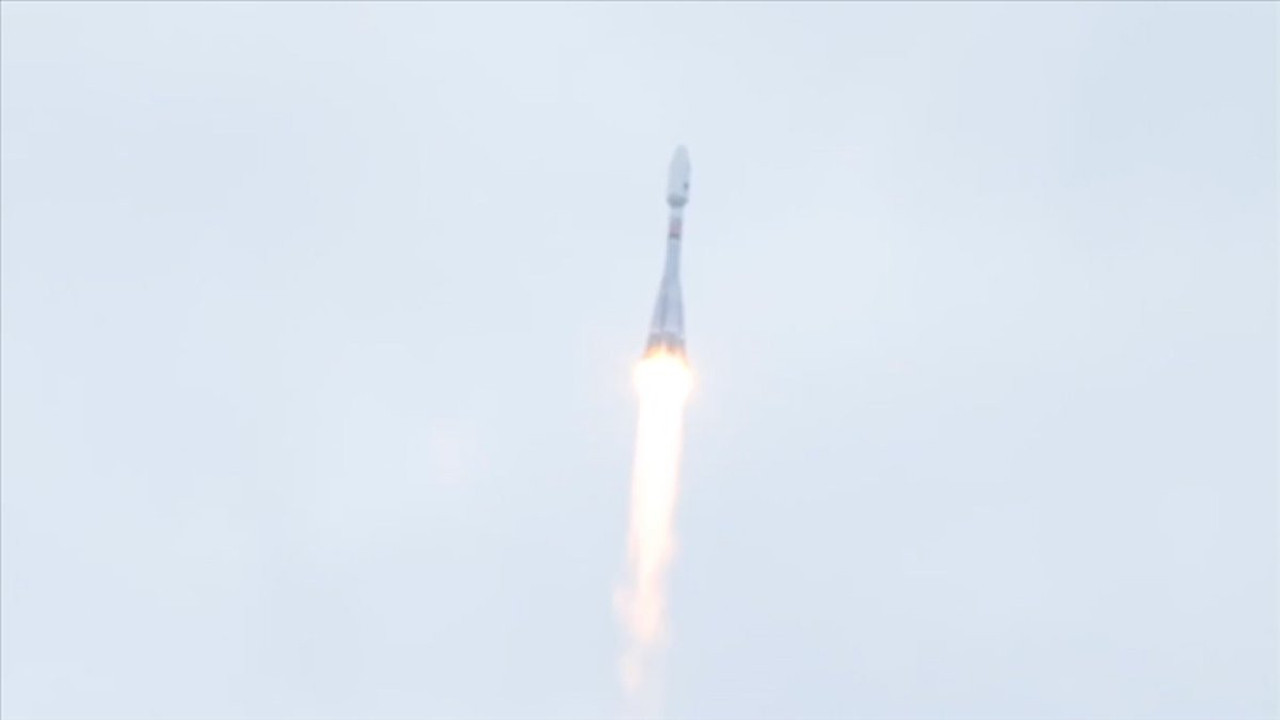 Rus uzay aracı Luna-25, Ay'ın yörüngesine girdi