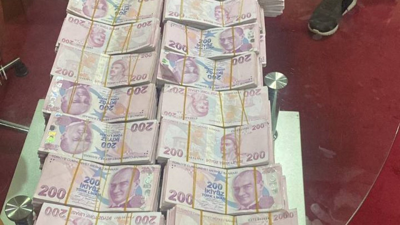 Küçükçekmece'de kumar oynatılan iş yeri mühürlendi