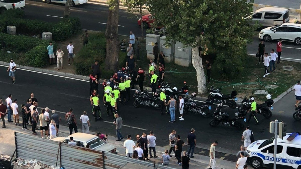 İzmir'de polise silah çeken gaspçı yakalandı