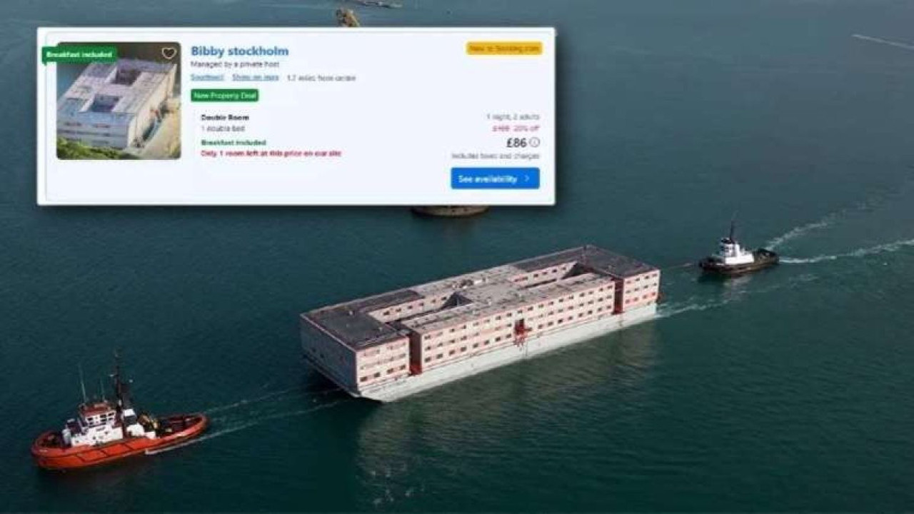 İngilizlerin bakteri nedeniyle boşalttığı sığınmacı gemisine rezervasyon ilanı verdiler