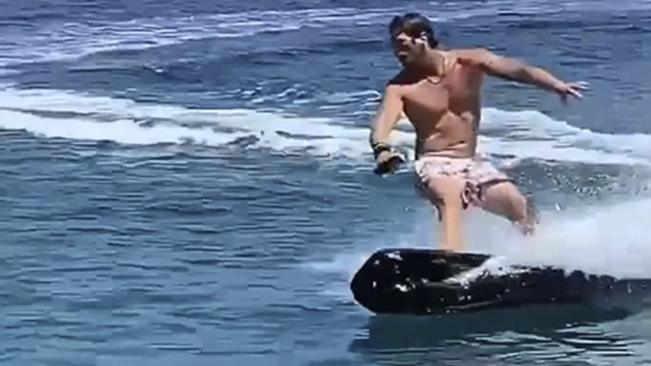 Kıvanç Tatlıtuğ hayranlarının yüreğini ağzına getirdi