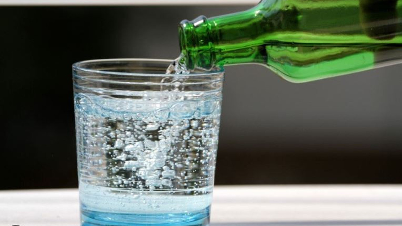 Maden suyu ve soda arasındaki farkı nasıl ayırt edersiniz? En önemli ayrıntı şişenin üzerinde yazıyor