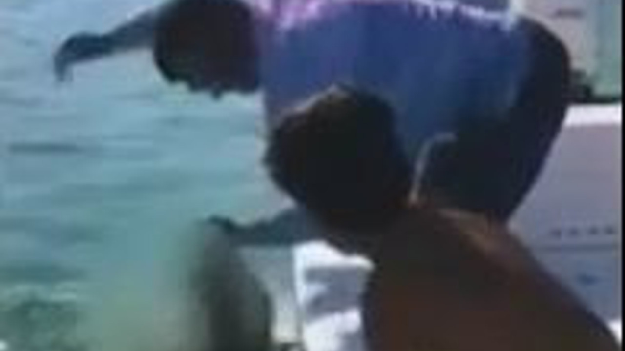 Balık tutarken felaketi yaşadı. Kanlar içinde kaldı