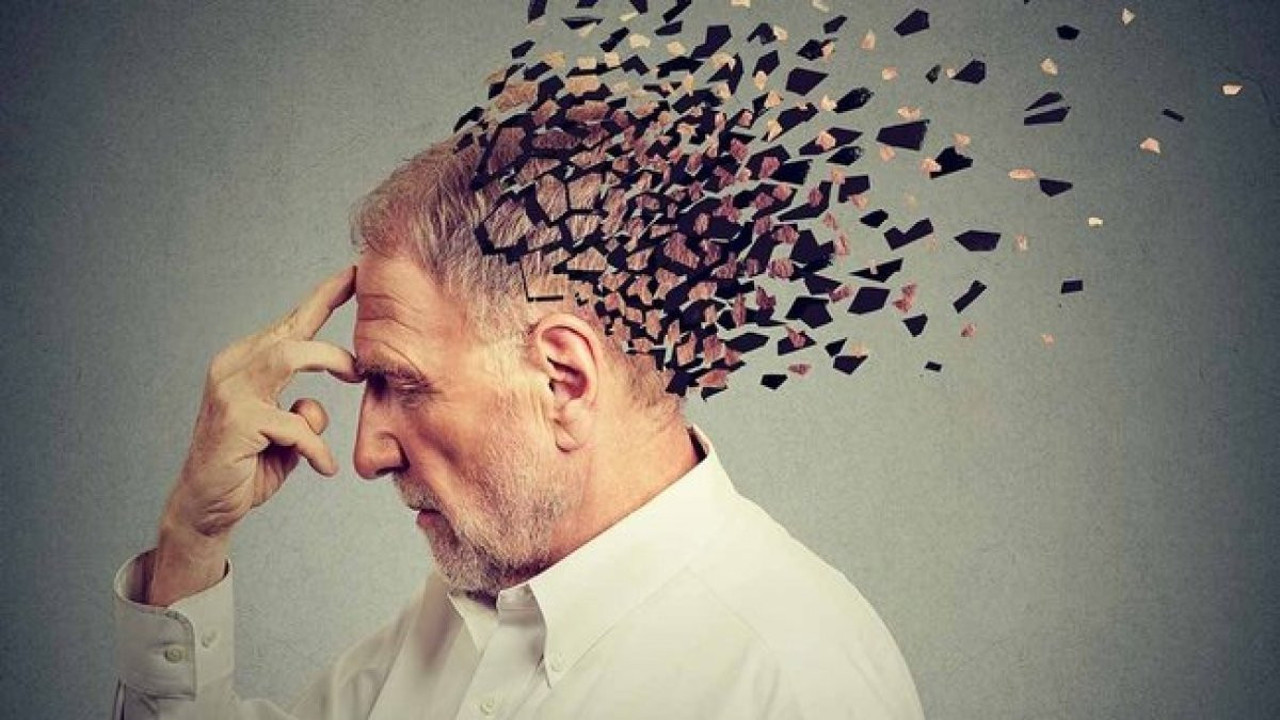 Alzheimer riskini azaltan diyet ortaya çıktı. Uzmanı açıkladı