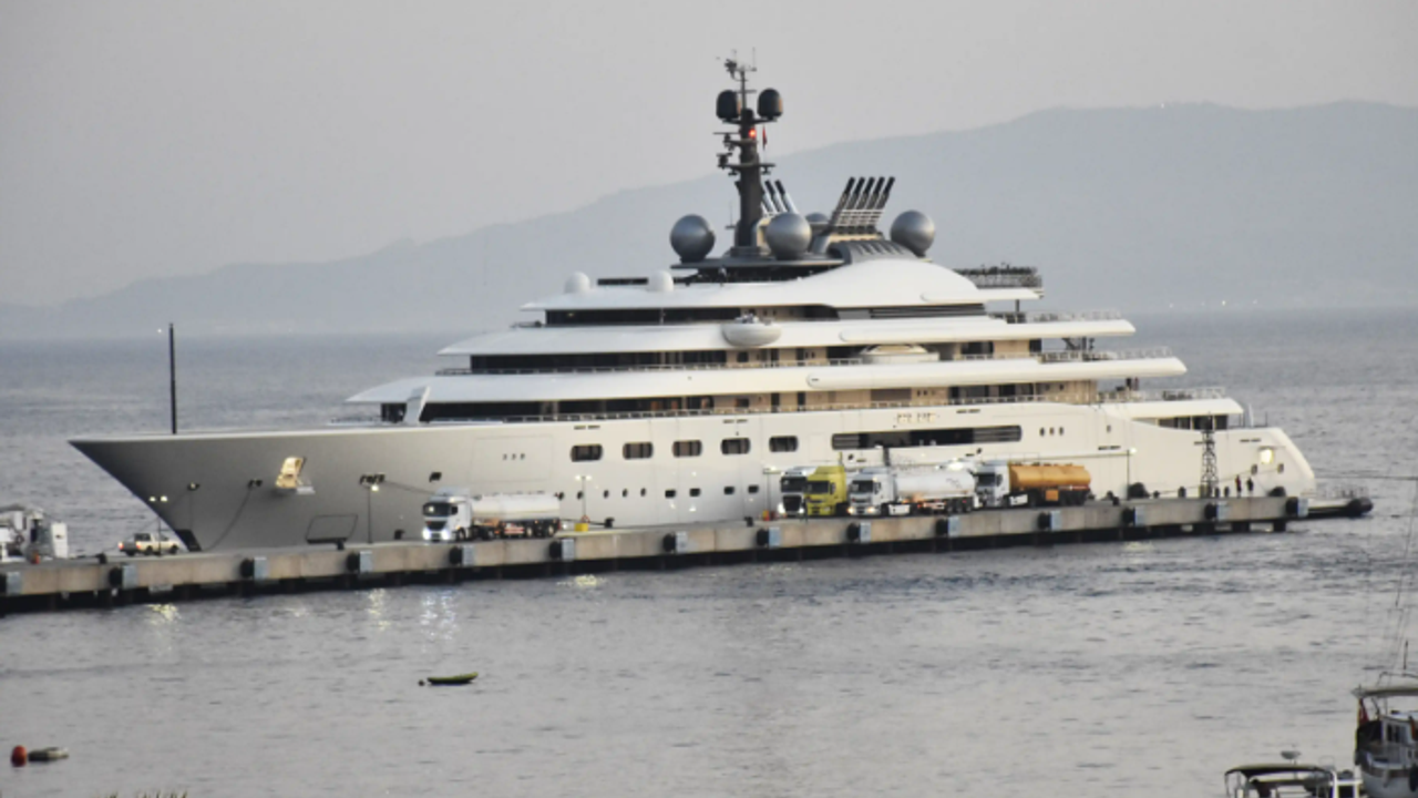 Bodrum'da Arap şeyhi 700 bin litre yakıt aldı. Tabii onlar için Türkiye sudan ucuz hale getirildi
