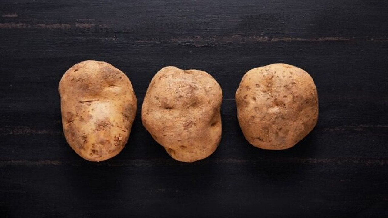 Patates böyleyse ağzınıza bile sürmeyin. Zehir saçıyor. Sindirim sistemini yok ediyor