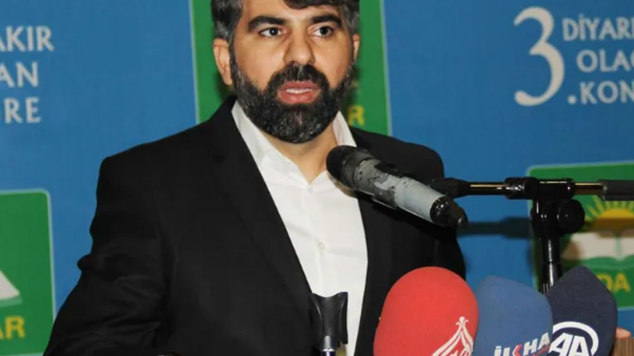 HÜDA PAR'lı milletvekili karma eğitimi hedef aldı: Karma eğitimin laiklikle ne alakası var