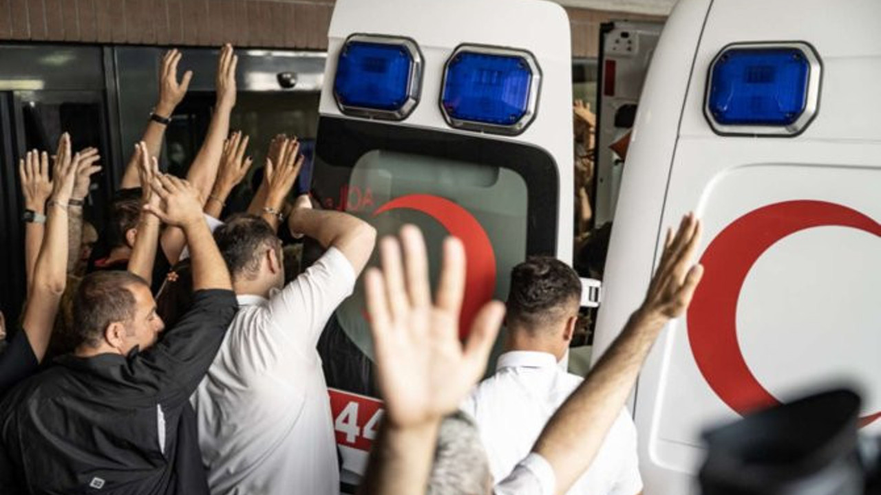 Korumalar Sabancı çiftinin görüntüsü alınmasın diye etten duvar ördü