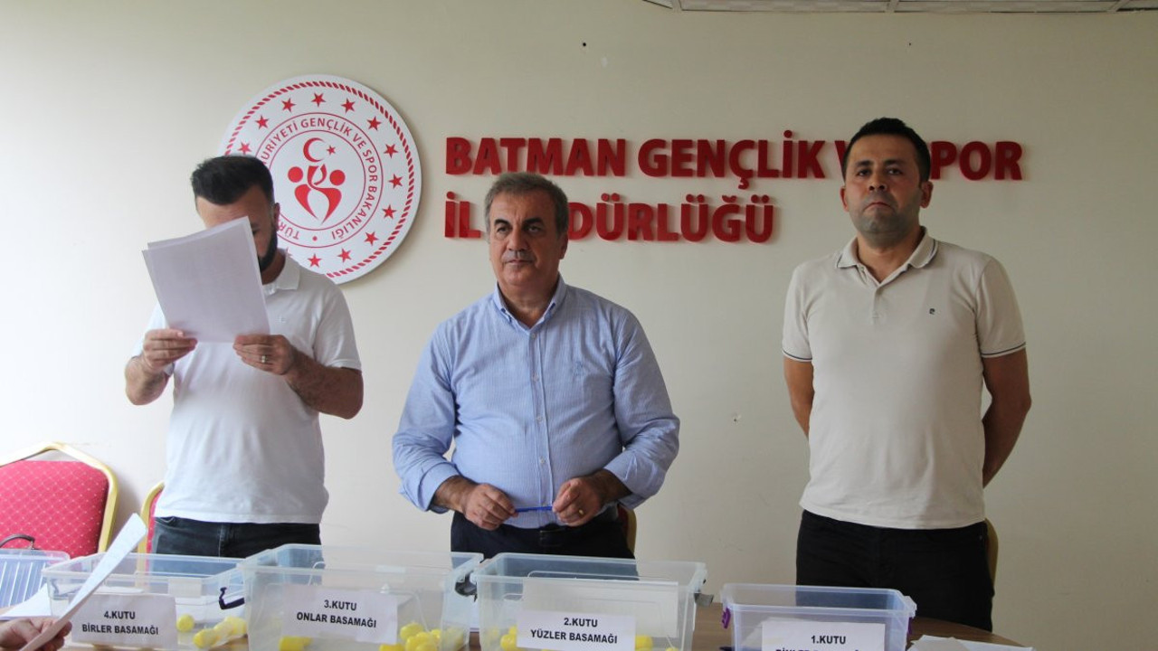 Yurttan ‘işsizlik’ manzaraları: Batman’da 23 kişilik 9 aylık personel kadrosuna 2 bin 713 kişi başvurdu