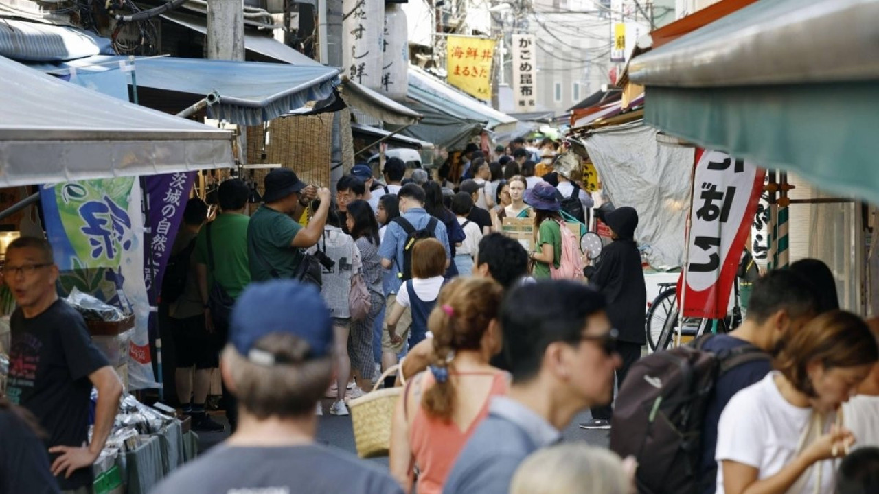 Çin Japonya’dan gelen deniz ürünlerini yasakladı