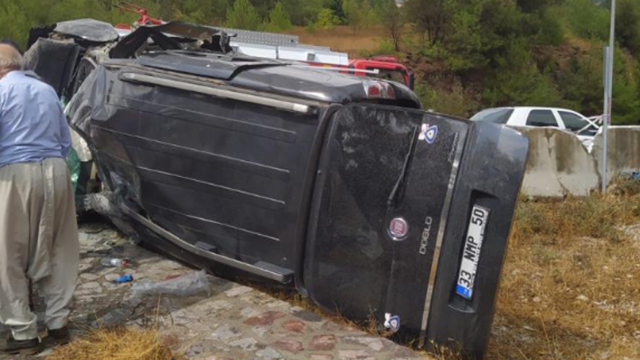 Mersin'de trafik kazası: 2'si çocuk 5 yaralı