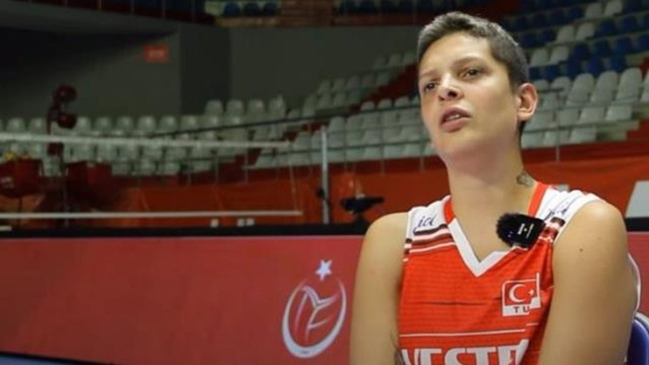 Ebrar'dan ağlatan açıklama. Siz benim ne çektiğimi nereden bileceksiniz...