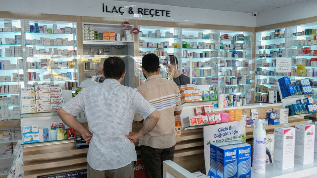 Hastalar ilacını bölüşüyor. Vatandaşı kim bu hale getirdi?