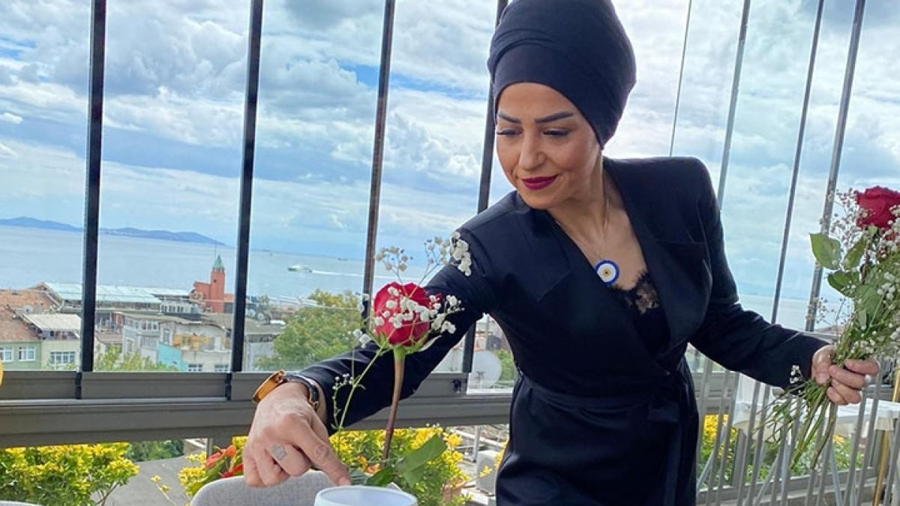 MasterChef Esra Tokelli sonunda makyajsız halini paylaştı