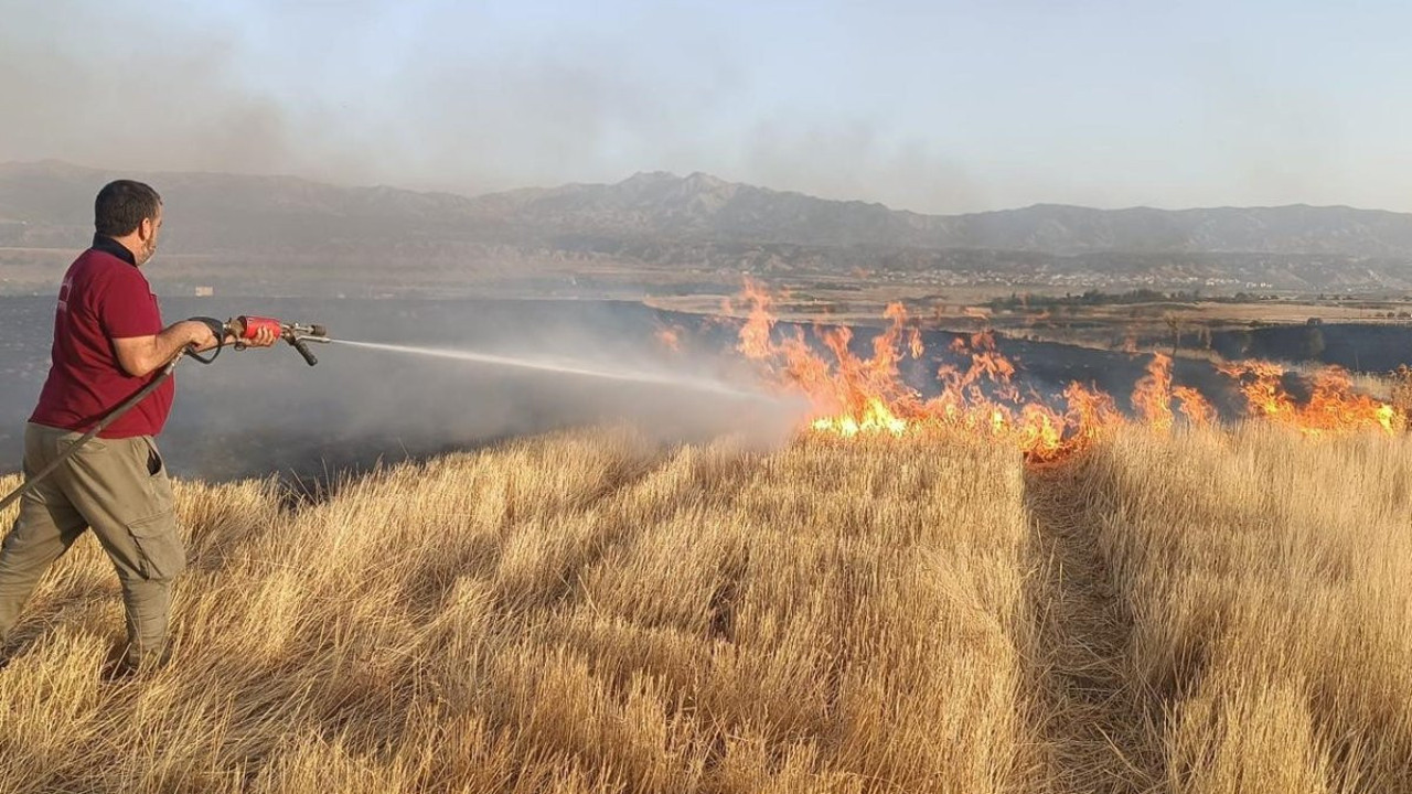 Otluk alanda çıkan yangın kontrol altına alındı
