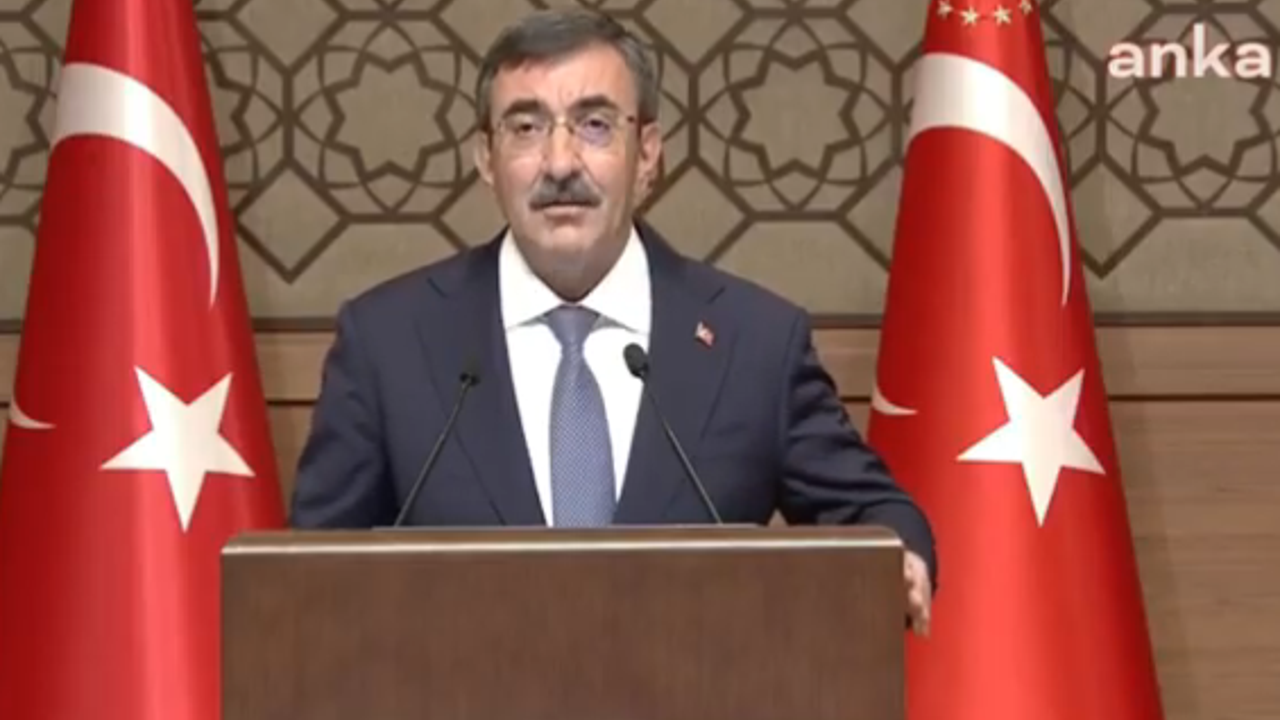 İktidar enflasyonda 2025 olan tek hane hedefini 2026'ya attı