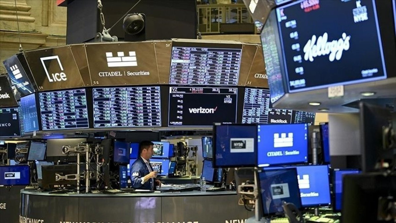 Fed'in şahin adım atma ihtimali küresel piyasaları negatife çevirdi