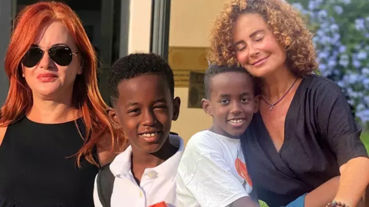 Esra Akkaya'nın okul heyecanı! 'Son sınıfın ilk günü'