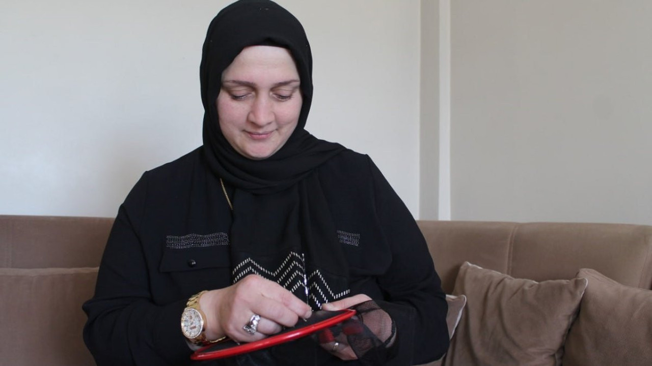 Bayburt’ta icra ettiği meslekle siparişlere yetişemiyor. Ondan başka yapan yok