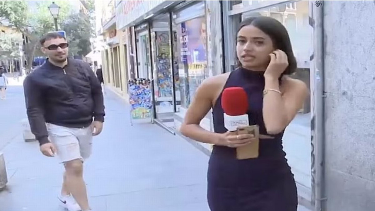 İspanya’da canlı yayında muhabiri taciz eden adam tutuklandı