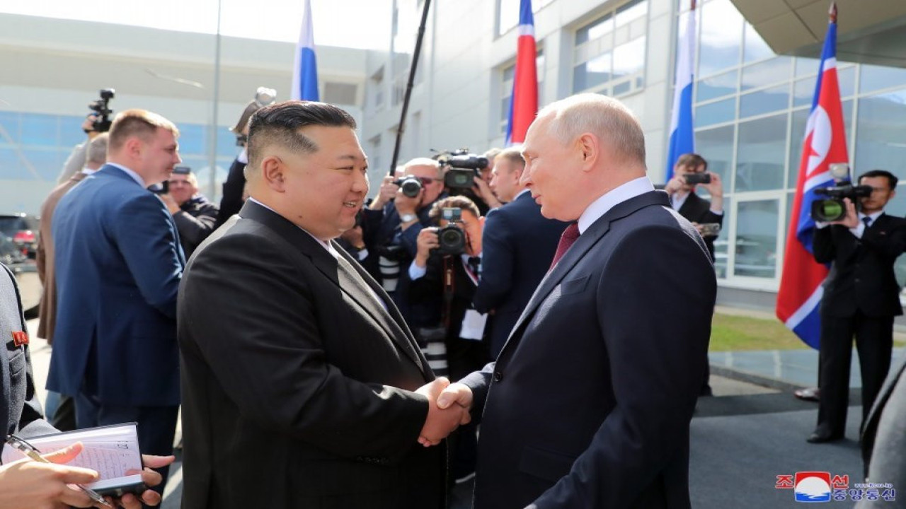 Putin, Kim'in Kuzey Kore'ye davetini kabul etti