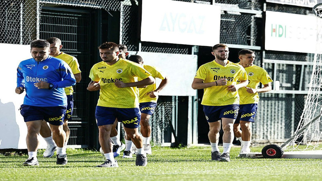 Fenerbahçe'de gündem yaprak dökümü. Üç yıldızla daha yollar ayrılabilir